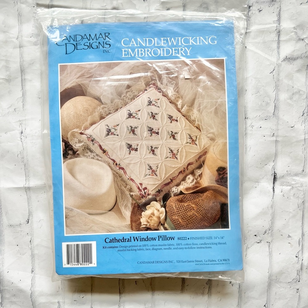 Vtg 1992 Candamar Cathedral Window Candlewicking Embroidery Pillow Kit #80222